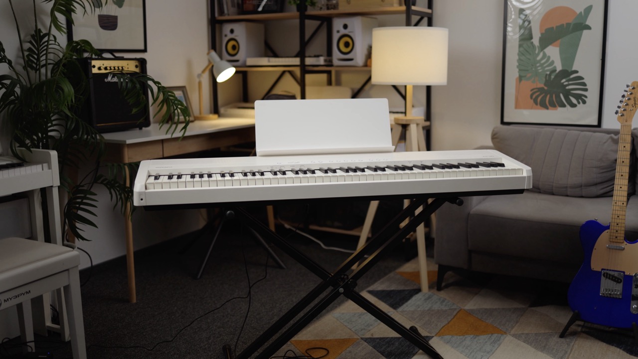 Цифровое пианино Roland FP-40-WH