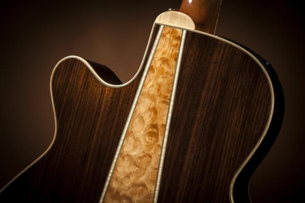 Электроакустическая гитара Takamine G90 Series GN93CE — корпус и детали - фото 3