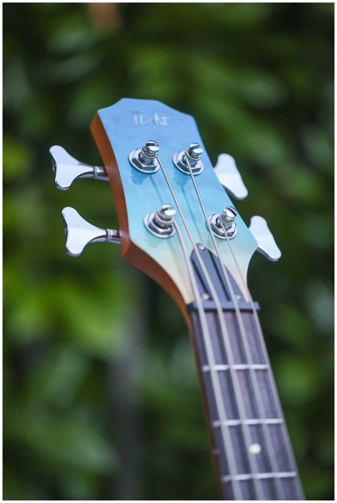 Бас-гитара Flight Mini Bass TBL — корпус и детали - фото 10