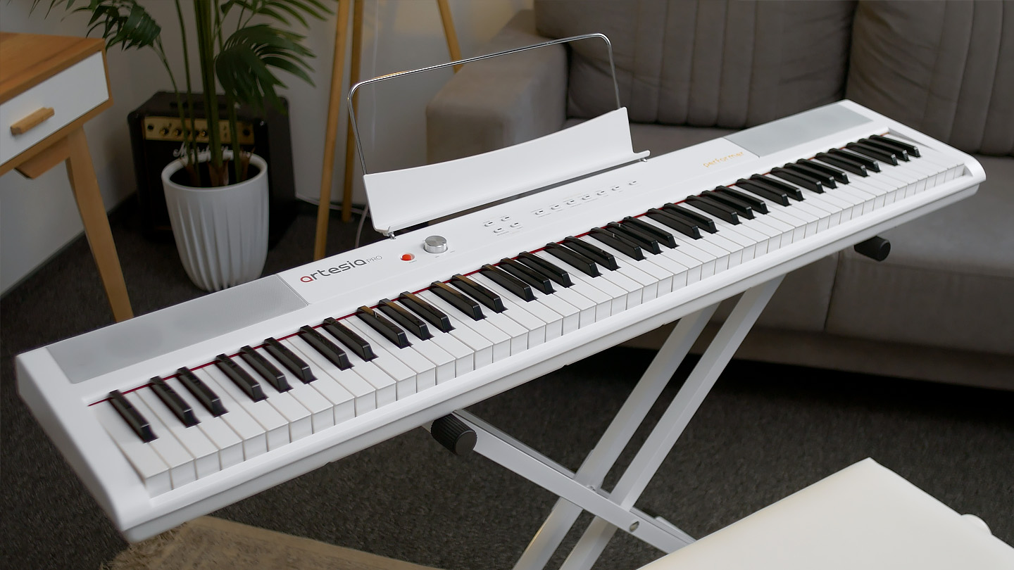 Цифровое пианино Artesia Performer White - фото 4