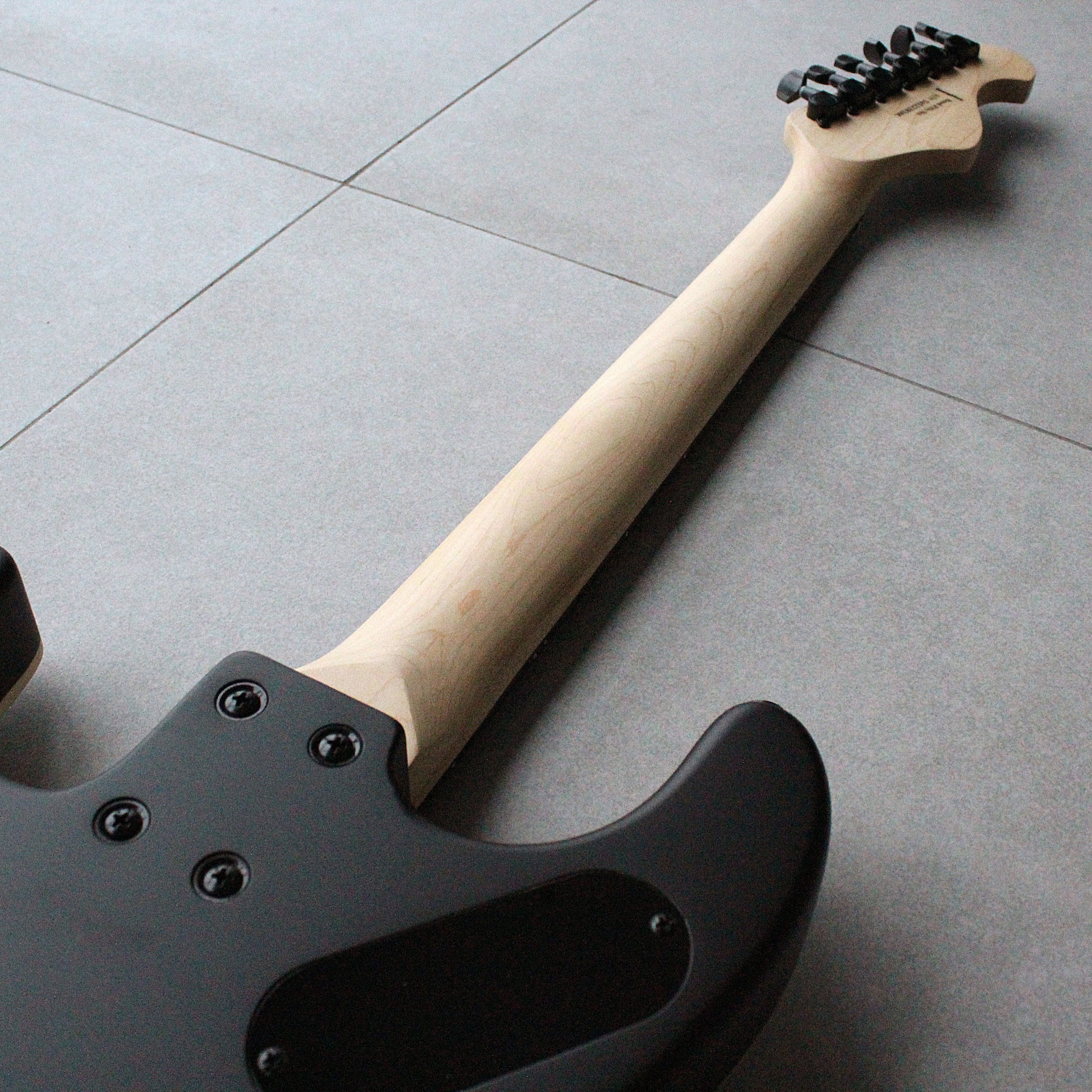 Электрогитара Kononykheen Guitars BREED-56-BK — детальное фото - фото 6