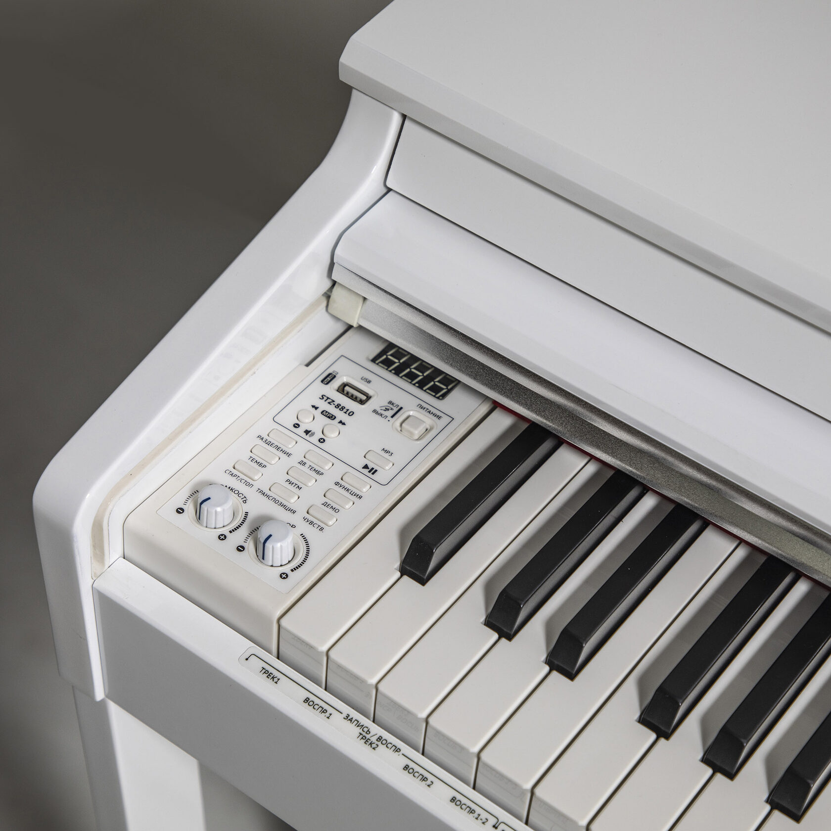 Цифровое пианино Tesler STZ-8810 Royal White - фото 4