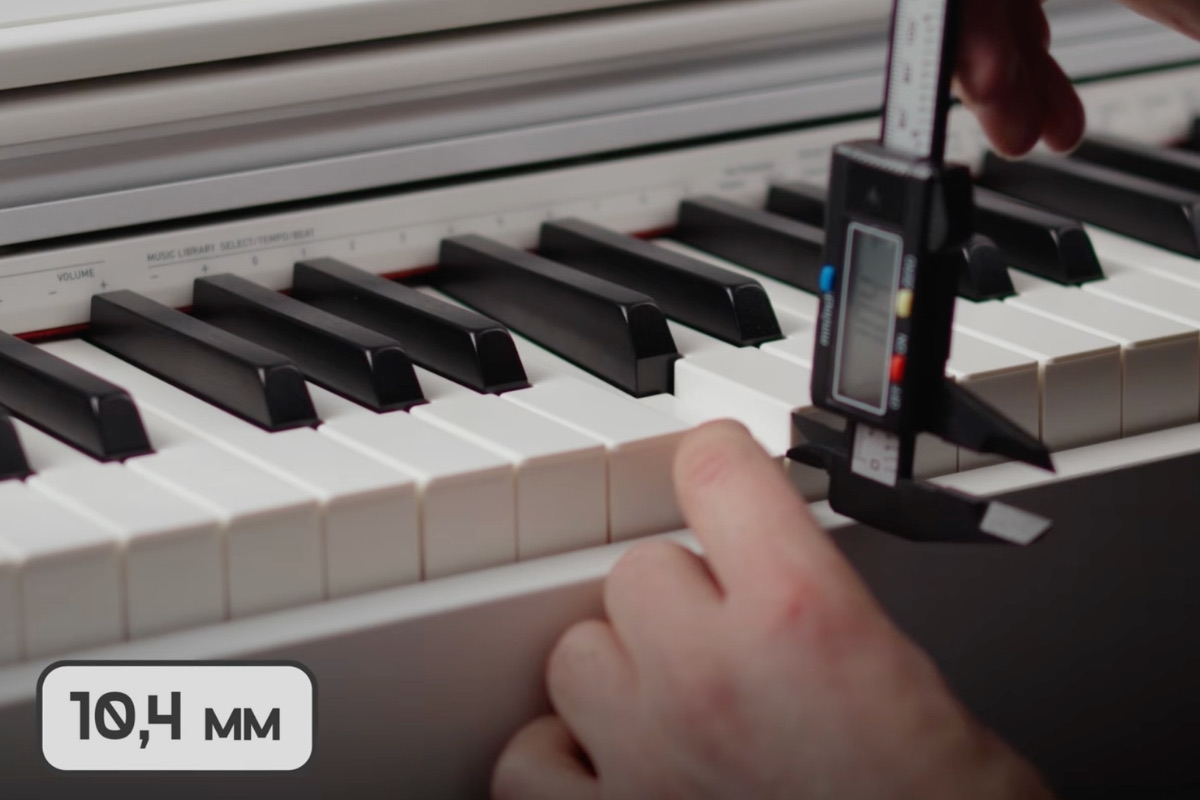 Глубина нажатия - 10,4 мм.